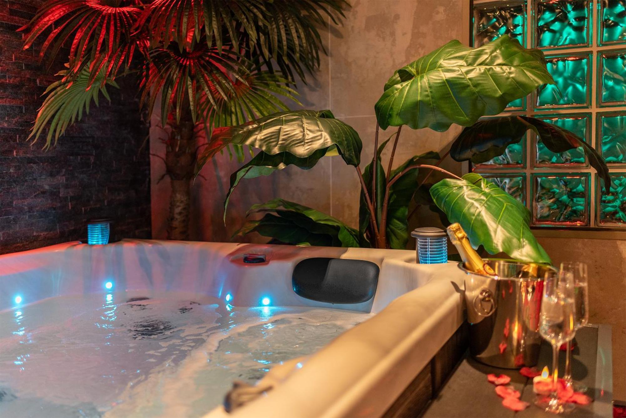 L'Insolite, Spa Privatif トゥールーズ エクステリア 写真