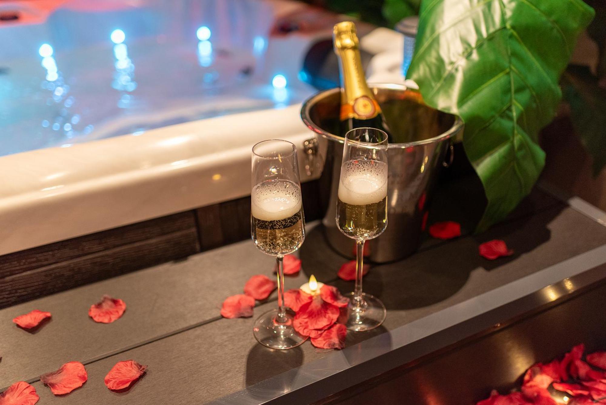 L'Insolite, Spa Privatif トゥールーズ エクステリア 写真